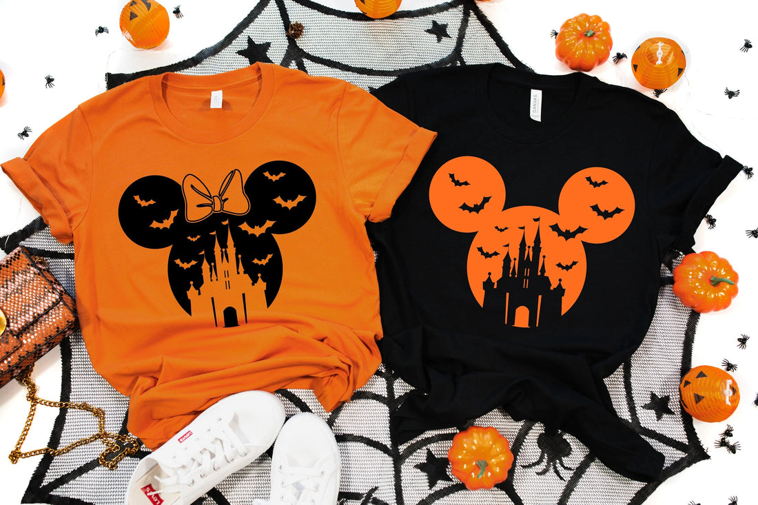 Halloween Pumpkin Castle T-Shirt – Spooky Bats Graphic Tee for Fall Parties