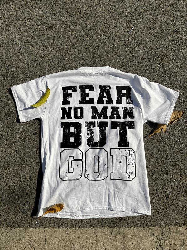 “Fear No Man But God” – Unisex Y2K Graphic Tee | Kids & Adult Sizes | 100% Cotton | Harajuku Streetwear