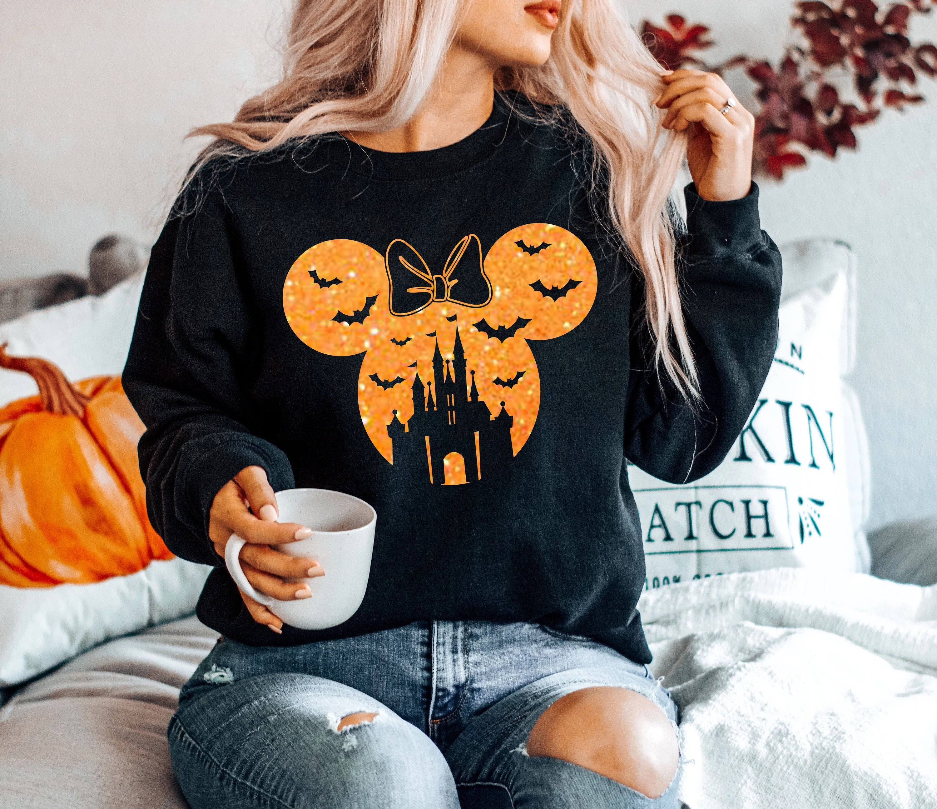 Halloween Pumpkin Castle T-Shirt – Spooky Bats Graphic Tee for Fall Parties