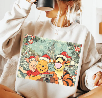 Vintage Cartoon Christmas Sweatshirt – Cozy Holiday Pullover for Women and Men